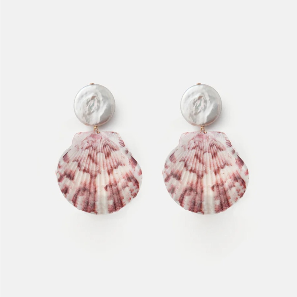 Eliou ‘Isola’ Sea Shell Pearl Earrings